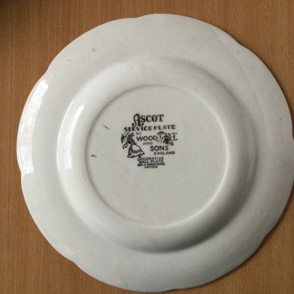 Ascot service plate by wood and sons England decorative display plate ba - Picture 9 of 9